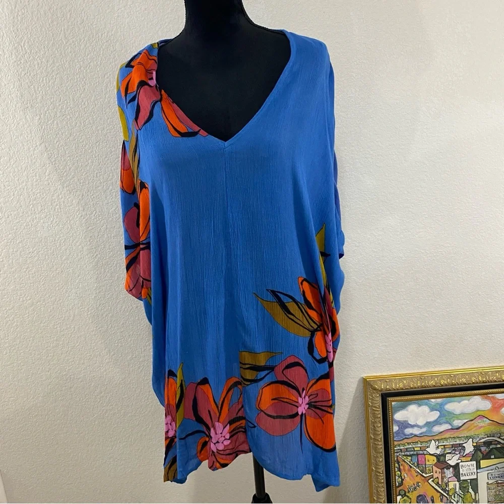 NWT O'Neill Blue‎ Coverup with Red Floral Design, MSRP $54